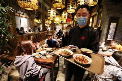 京城餐饮业持续回暖复苏