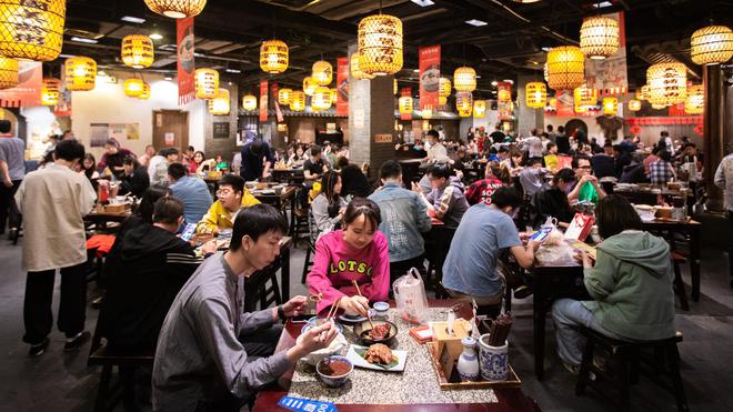 一线城市餐饮竞争白热化，北京餐饮市场面临转型阵痛